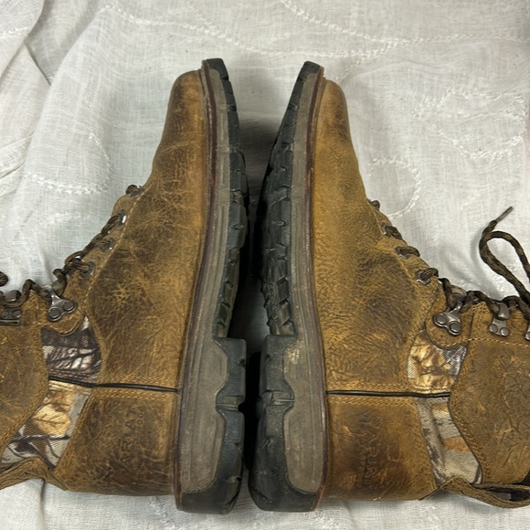 Ariat square toe leather camouflage high  lace up boots main image 3